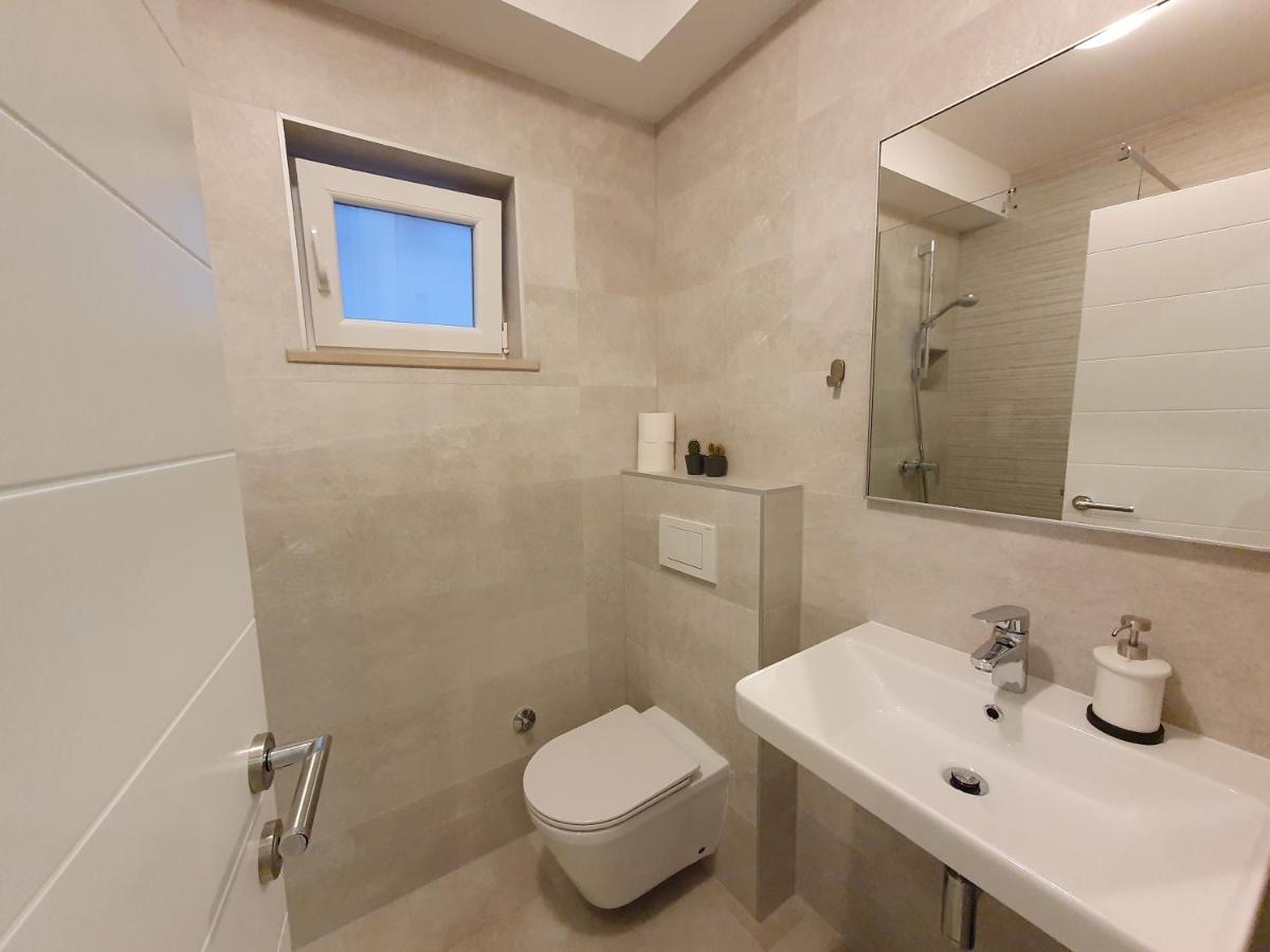 Apartmani Melanie Poreč Exterior foto